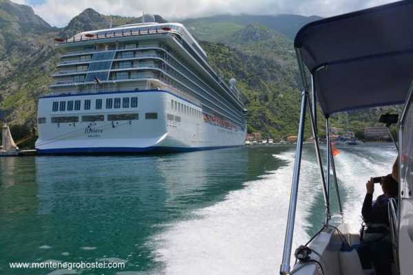 KOTOR SPEED BOAT TOUR WITH MH TRAVEL