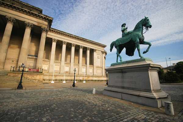 2-hour Liverpool Highlights Private Tour