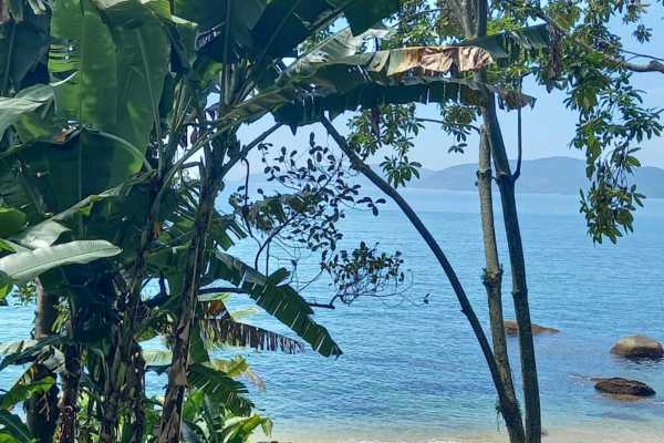 Angra dos Reis Island Exploration Cruise