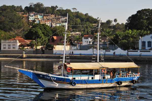 Angra dos Reis Island Exploration Cruise