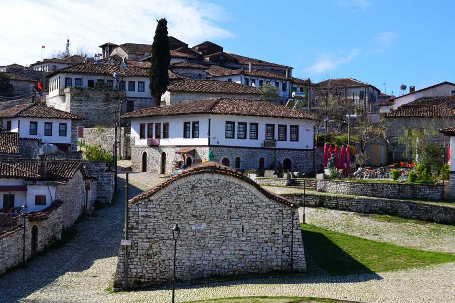 JONA TRAVEL DMC - LUFTHANSA CITY CENTER Berat and Ardenica