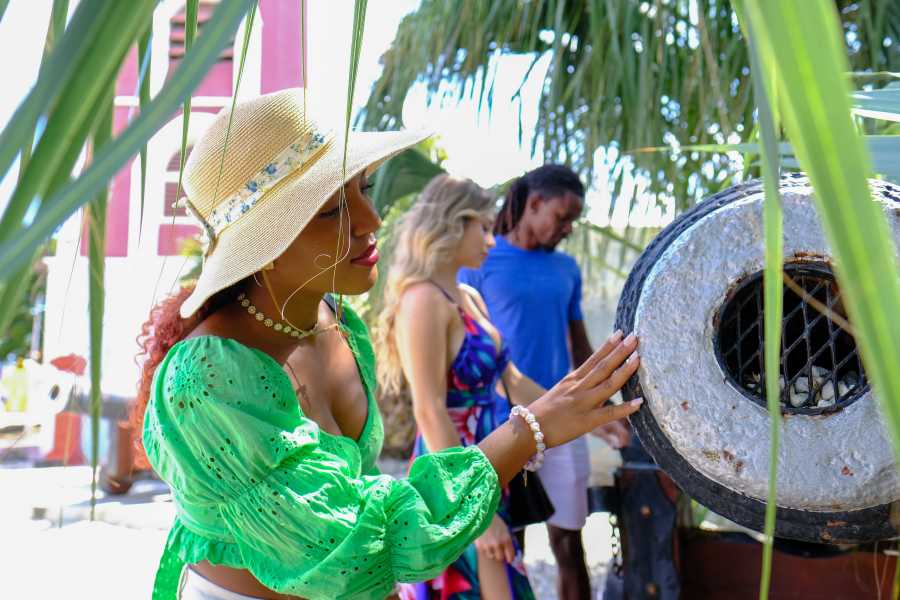 Experitours 'Historic' and Cultural Downtown Walking Tour Aruba