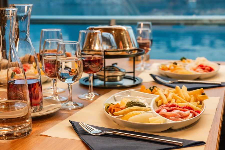 BLS Schifffahrt AG Fondue Chinoise Cruise Lake Thun
