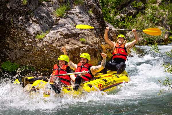 WHITEWATER RAFTING on Cetina river from SPLIT