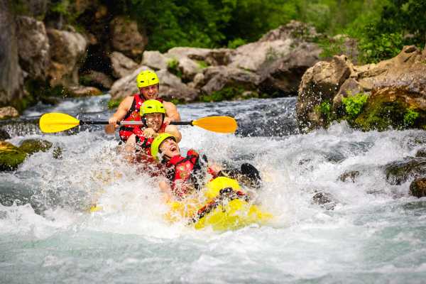 WHITEWATER RAFTING on Cetina river from SPLIT