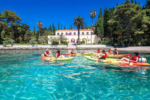 SEA KAYAKING tour from SPLIT