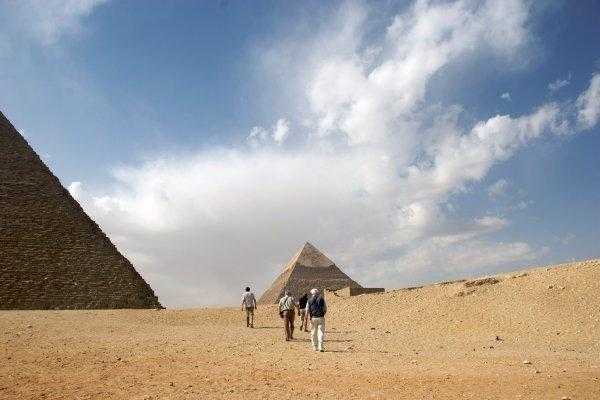 Cairo excursions from Dahab by bus