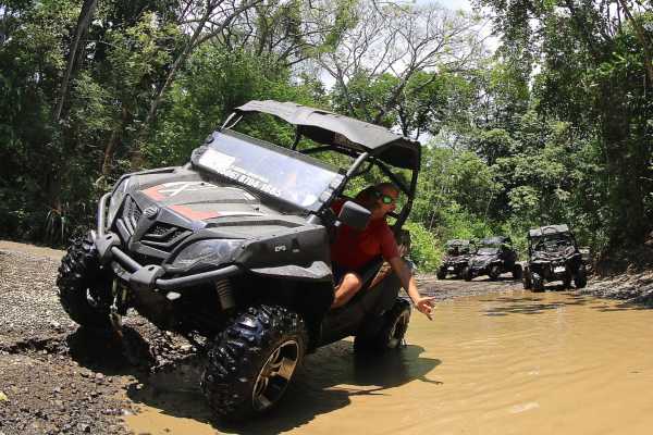 Jungles and Mountains Buggy Tour
