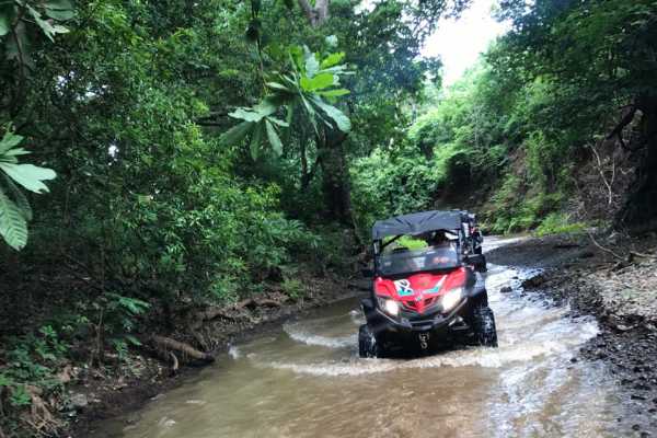 Jungles and Mountains Buggy Tour