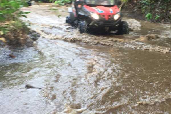 Jungles and Mountains Buggy Tour