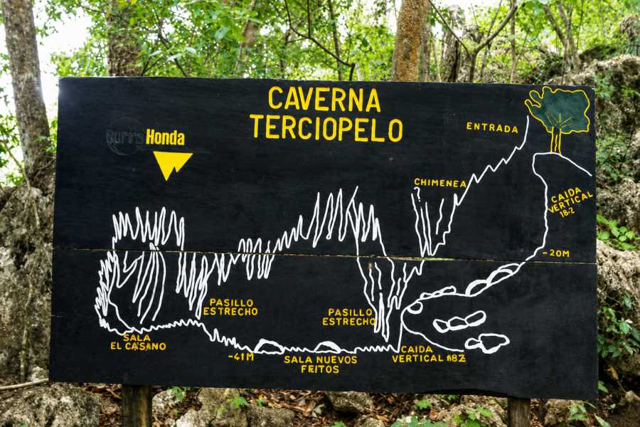 Tour Guanacaste Barra Honda Cavern Descent Tour