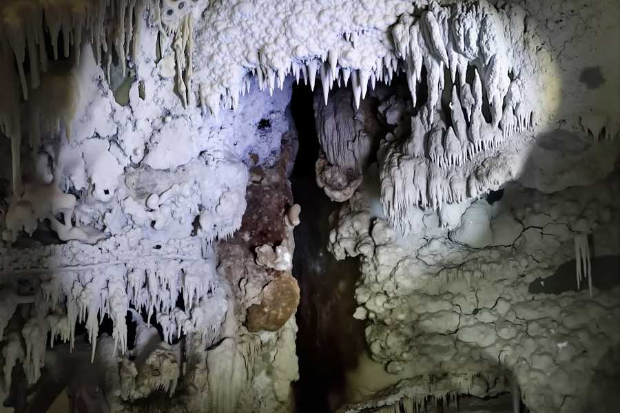 Tour Guanacaste Barra Honda Cavern Descent Tour