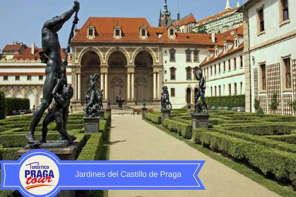 Tour por el Castillo de Praga