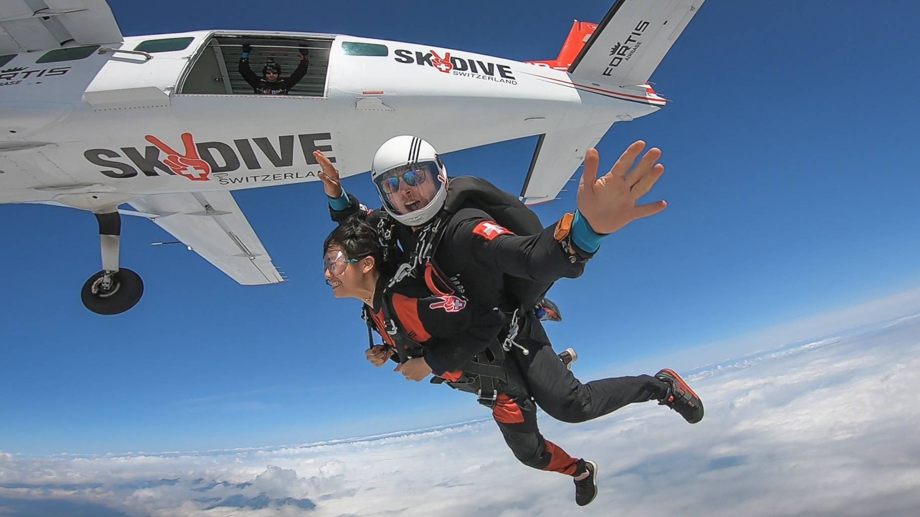 Airplane Skydiving Outdoor Interlaken