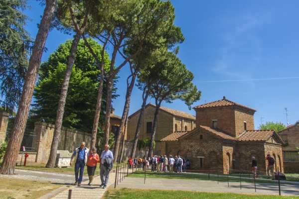 Tessere di Mosaico - Visita Guidata ai monumenti UNESCO di Ravenna