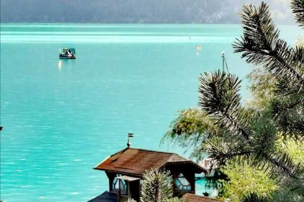PrivateTour: Lakes and Mountains-following traces of G. Klimt, G. Mahler full day tour