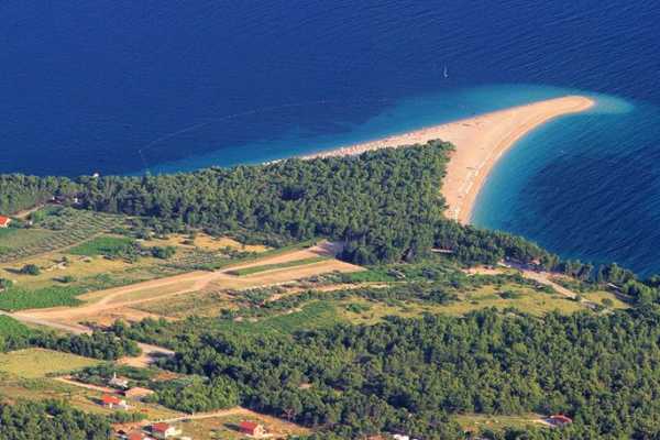 Zlatni rat beach - Excursion from Hvar