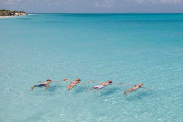 CORPORATE & GROUP BOATING CHARTERS