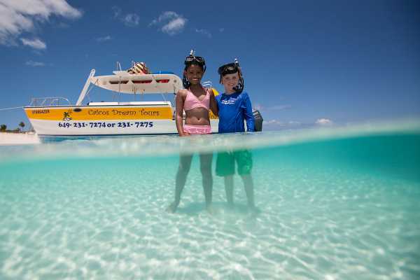 HALF DAY - SNORKEL AND CONCH CRUISE ON PROVIDENCIALES TURKS AND CAICOS