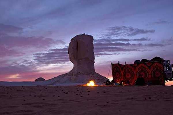 2 days trip to white desert from Cairo