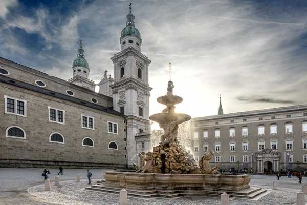 Private Classical Salzburg Walking Tour - (up to 10 participants)