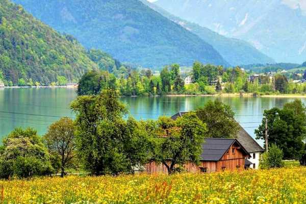 Lakes and mountains Private Tour 4 hours