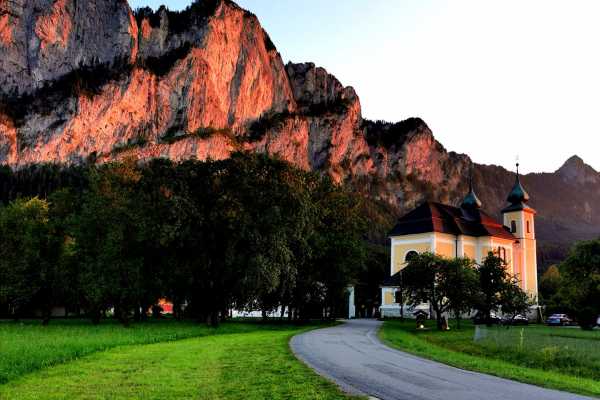 Lakes and mountains Private Tour 4 hours