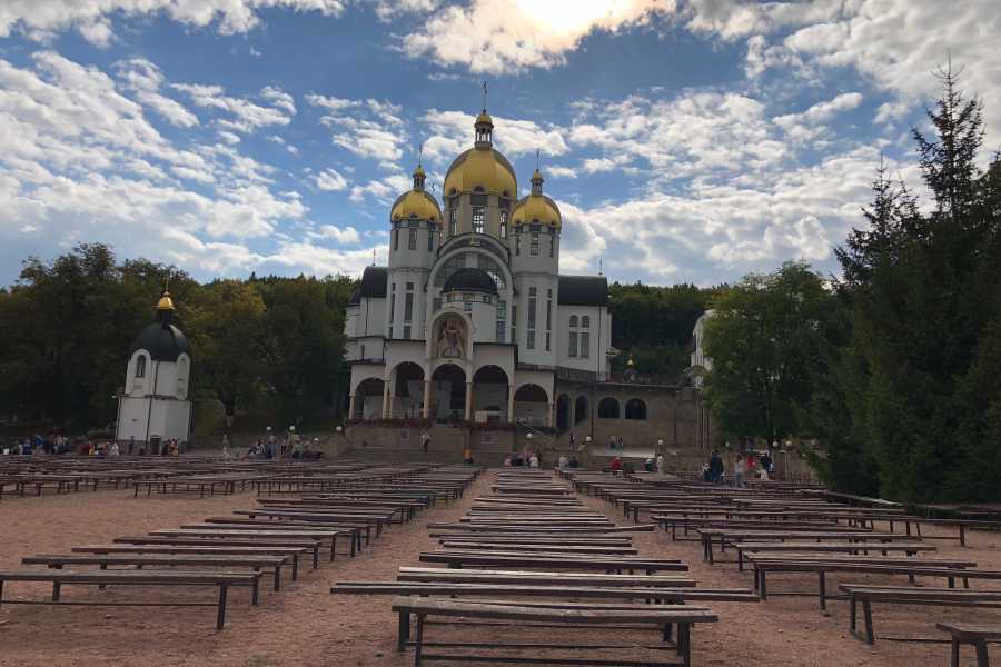 Aventour Trip to "Ukrainian Jerusalem" in Zarvanytsia