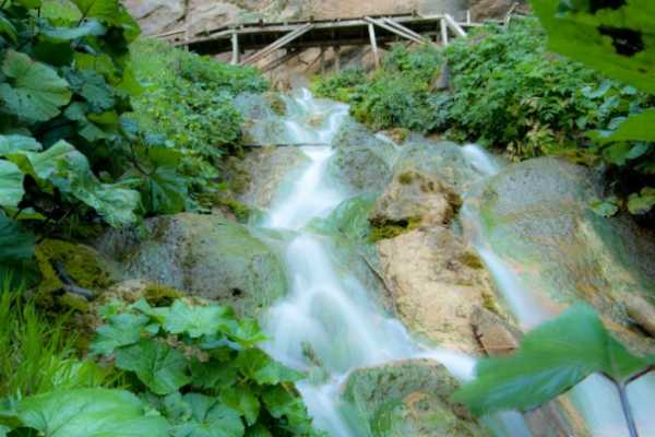 Discover Skakavac Waterfall
