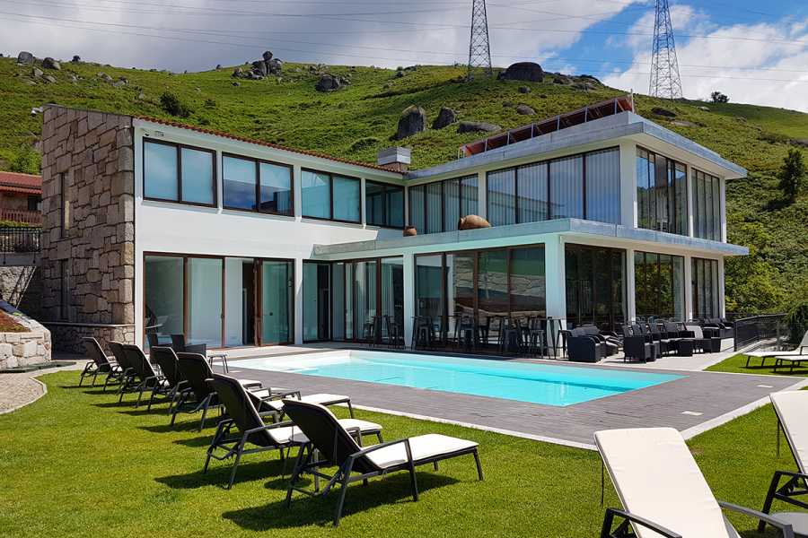 Ger&ecirc;s Holidays Pousadela Village & Semana Santa