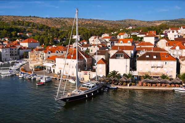 Speedboat trip to Brač, Hvar & Pakleni Islands