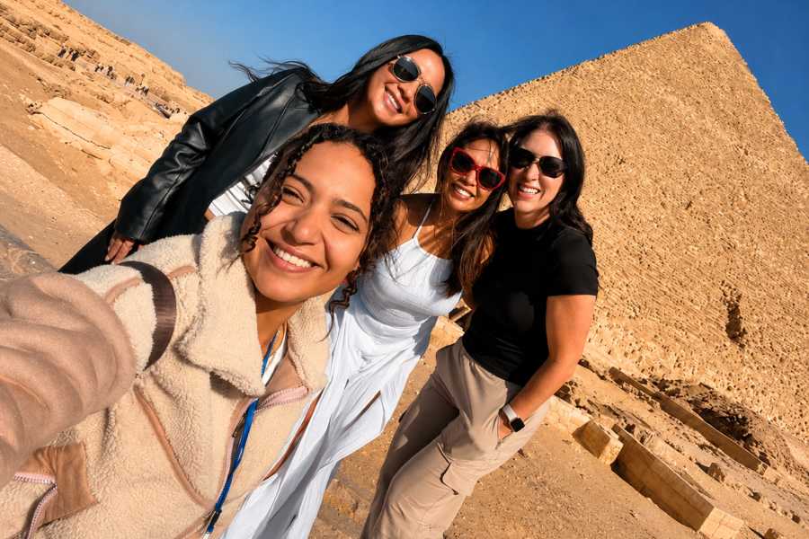 Let`s Explore Egypt Stopover Tour of Cairo