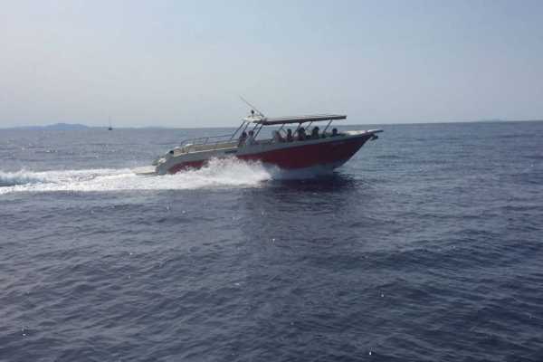 Blue cave excursion / Kabina boats