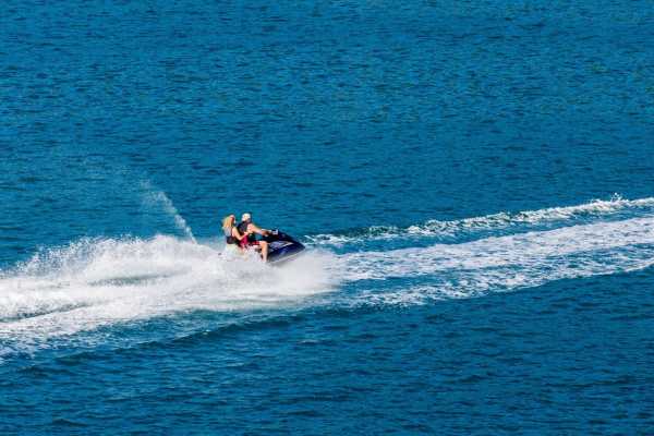 Catalinas Islands Jet Ski and Snorkel Tour