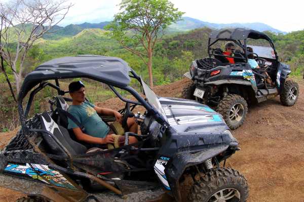 Side X Side Buggy Rentals