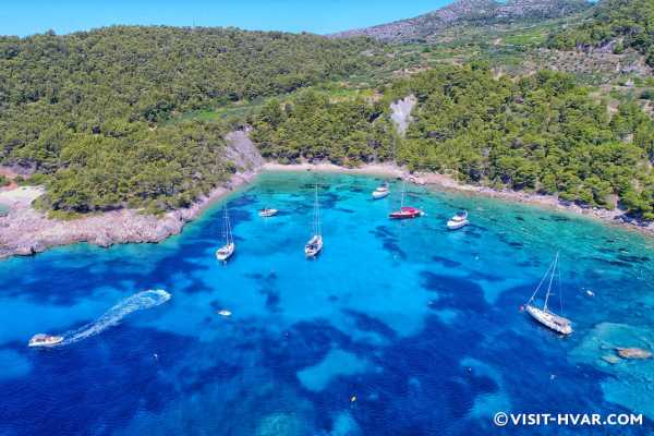 10 HVAR Beaches in 1 day tour