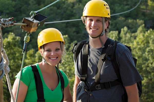 Canopy Zip-Line Tour Los Sue&ntilde;os
