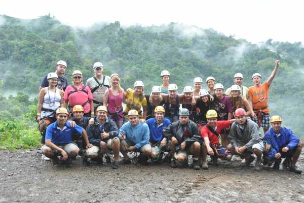 Canopy Zip-Line Tour Los Sue&ntilde;os