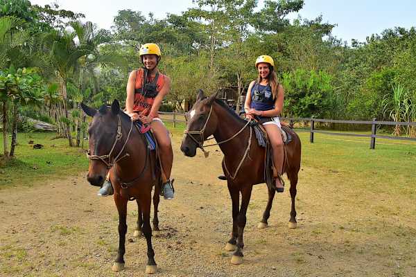 Horseback Riding Tour Los Sue&ntilde;os