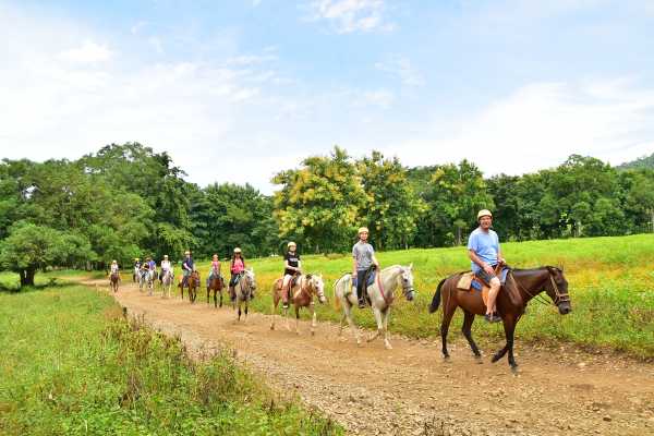 Horseback Riding Tour Los Sue&ntilde;os