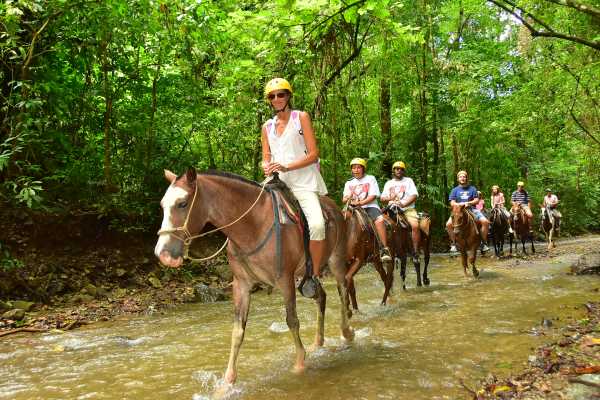Horseback Riding Tour Los Sue&ntilde;os