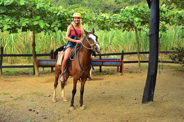 Horseback Riding Tour Los Sue&ntilde;os