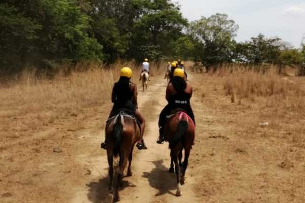Horseback Riding Tour Los Sue&ntilde;os