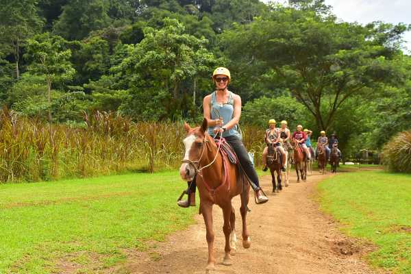 Horseback Riding Tour Los Sue&ntilde;os