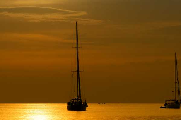 Serendipity Sailboat Charter