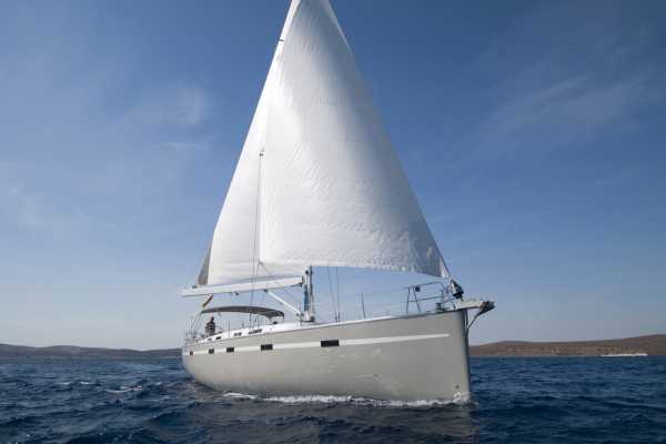 Serendipity Sailboat Charter