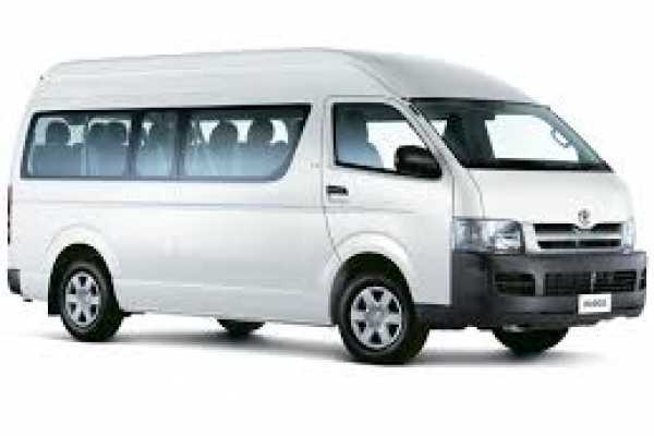 Toyota Hiace 12 Seat