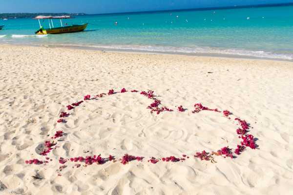 Marriage at Cala Luna Boutique Hotel