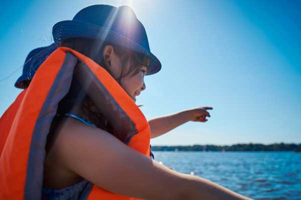Boat Safari and Nature Walk Tour
