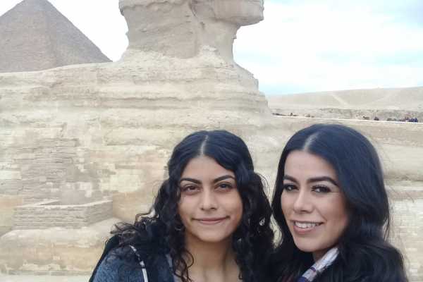 Half Day Tour Pyramids of Giza and Sphinx small group